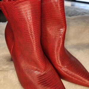 Source Unknown Crimson Textured Ankle Boots